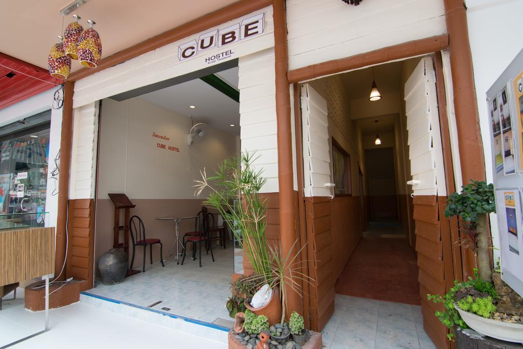 Cube Hostel Krabi town Buitenkant foto