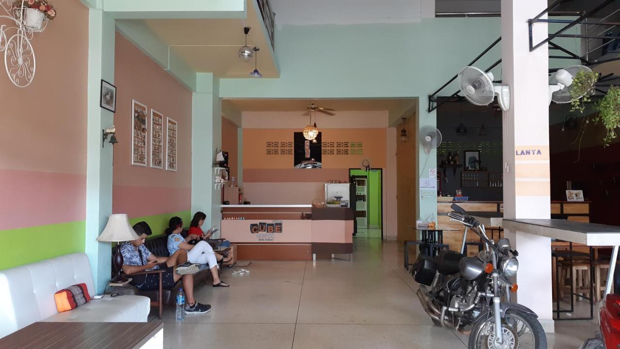Cube Hostel Krabi town Buitenkant foto